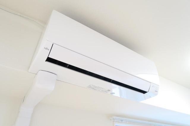 エアコン付きで年中快適に過ごせますね♪