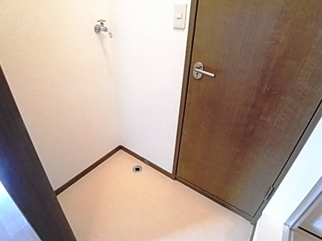 室内洗濯機置場です。