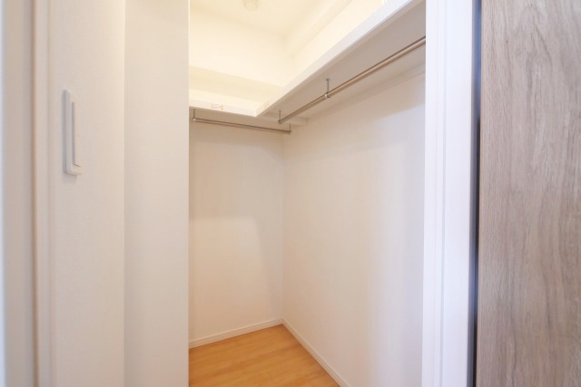 お洋服が多い方でも楽々収納できます