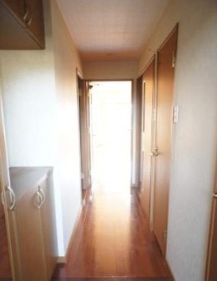 玄関も十分な広さです