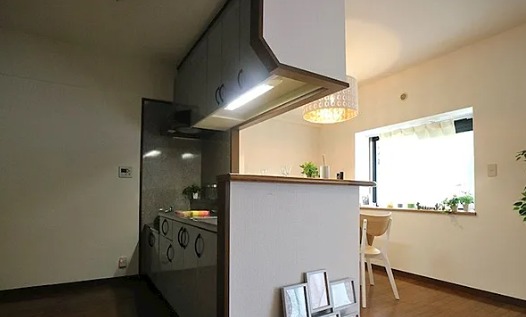 人気のカウンターキッチンです