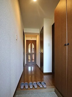 玄関も十分な広さです