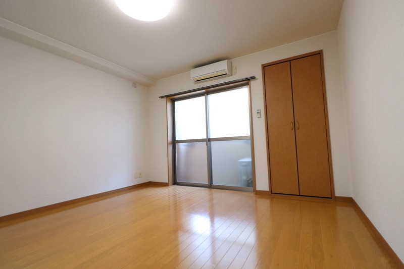 広々とした明るいリビングです。