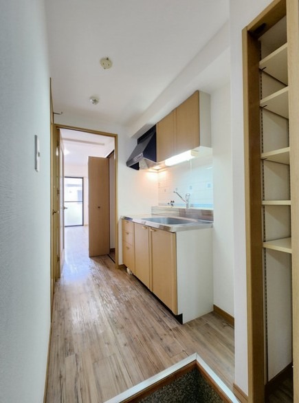 玄関からはこんな感じです