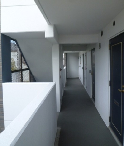 荷物も雨に濡れません