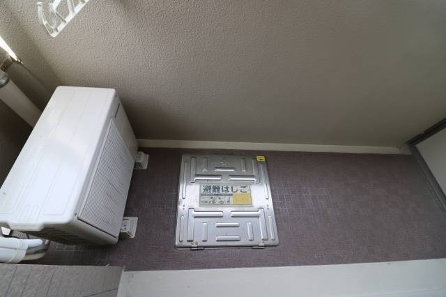 洗濯物はこちらでどうぞ。