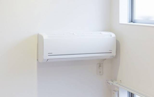 エアコン付きで1年中快適です