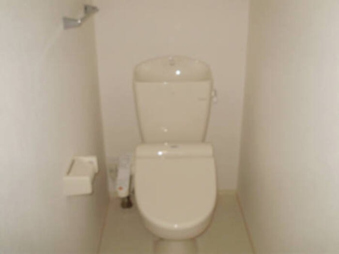 ウオシュレット付きです