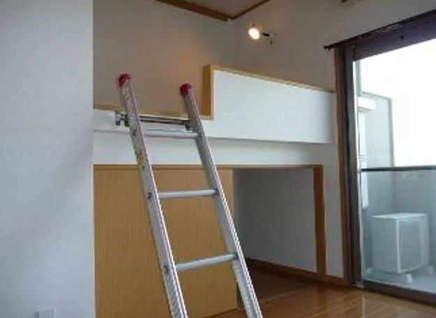 便利なロフト付きです