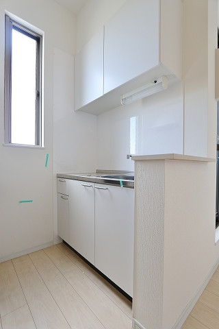 グリル付きのカウンターキッチンです