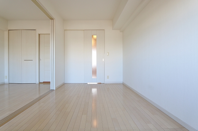 こちらは寝室にいかがでしょうか