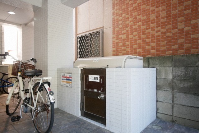 共用のゴミ置き場です。