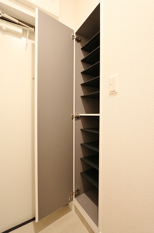 シューズボックス完備