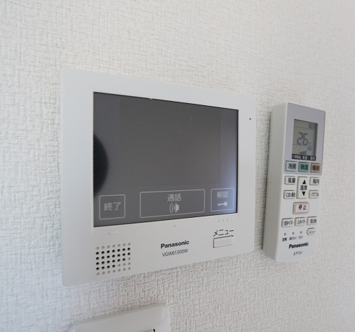 モニターフォンで突然の来客も安心です