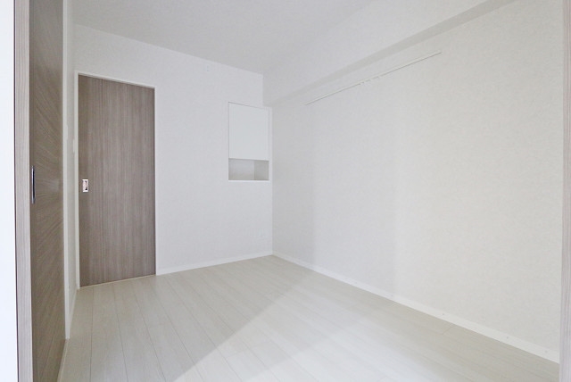 こちらはベッドルームにどうぞ