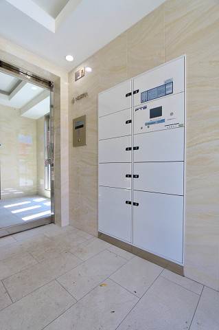 便利な宅配ボックス付