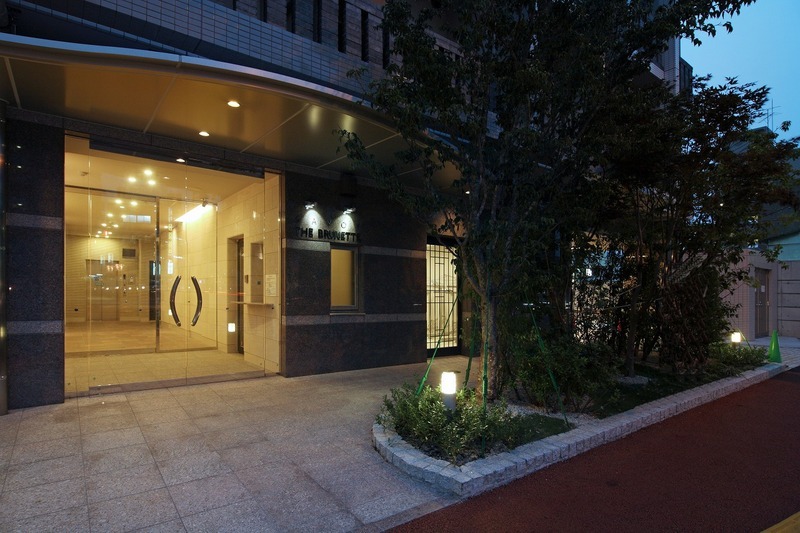 オートロック付きエントランスで安心ですね。