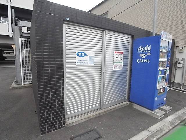 衛生的なゴミ置場です