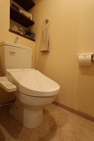 嬉しい温水洗浄機能付き