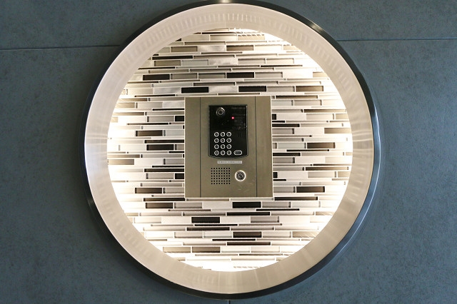 もちろんオートロック付きです