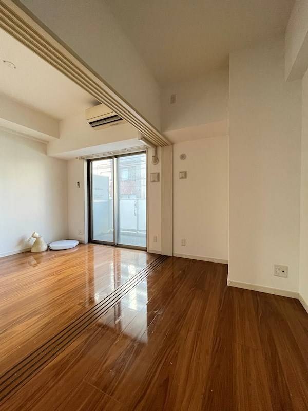 家具の配置がしやすいお部屋です。