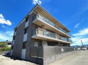 敷地内駐車場募集中です