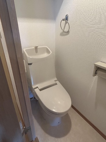 嬉しい温水洗浄機能付き