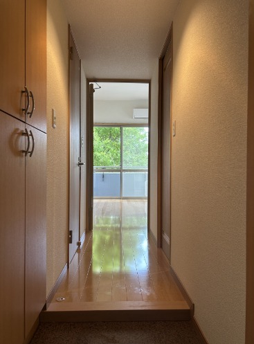 開放感のある玄関でお出迎え