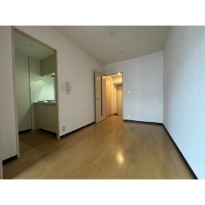 広々リビングでゆったりくつろげます