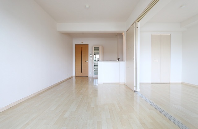 広々リビングでゆったりくつろげます