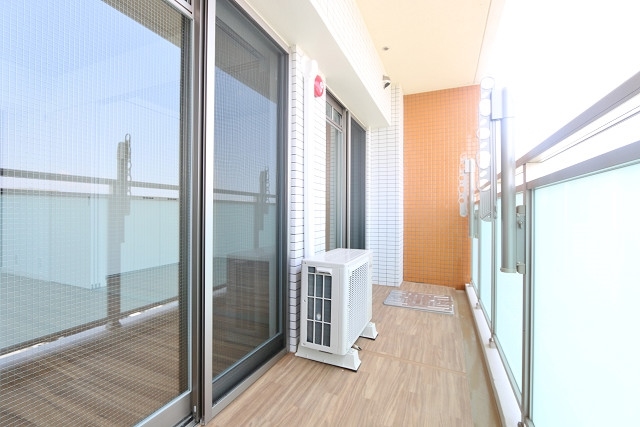 天気の良い日の洗濯物はこちらへ♪