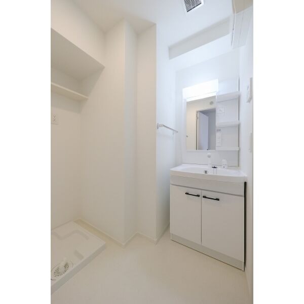 お出かけ前の身支度はこちらでバッチリです