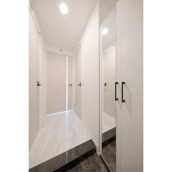 玄関も充分な広さがありますね