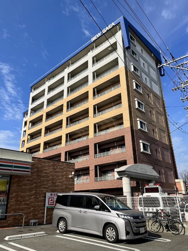 立派なマンションです