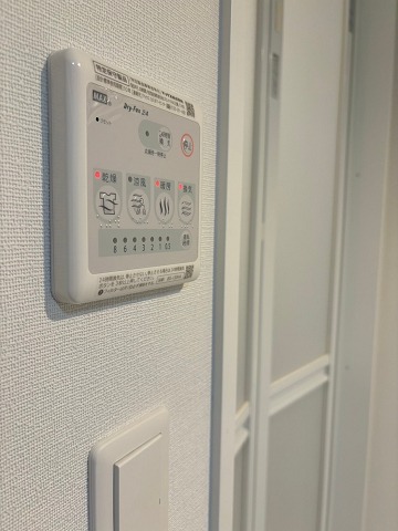 梅雨の時期も味方の浴室乾燥機