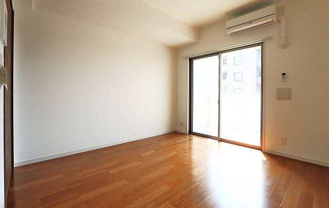 エアコン完備で年中快適です