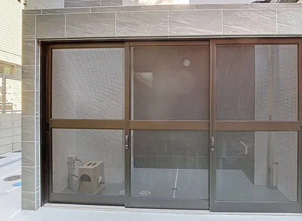 共用のゴミ置き場があります