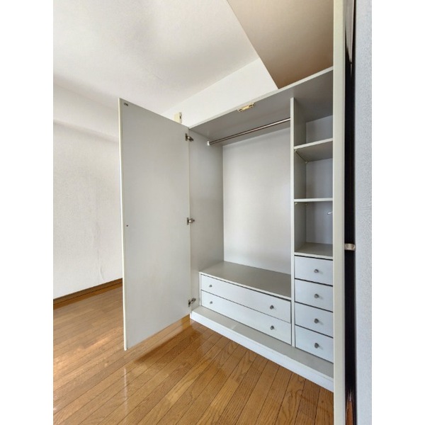 荷物が多くても安心な収納スペース