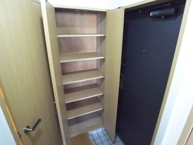 シューズボックスも完備。