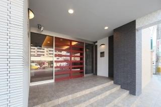 開放感のあるエントランスです