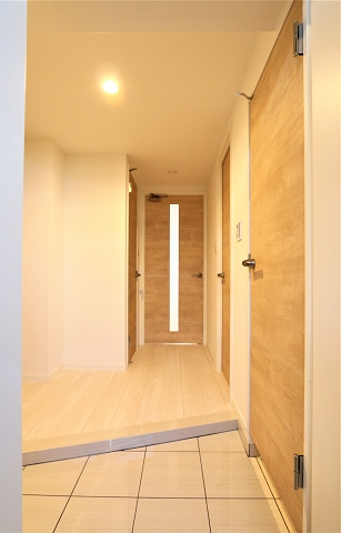 開放感のある帰ってきたくなる玄関ですね