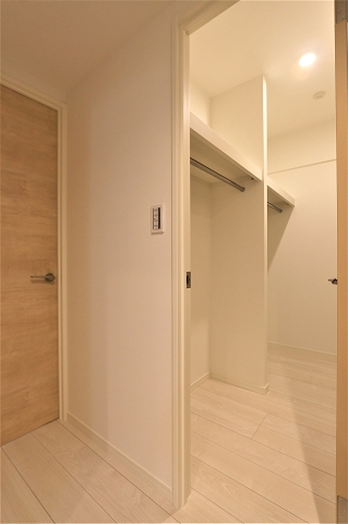 広々ウォークインでお荷物の多い方も安心