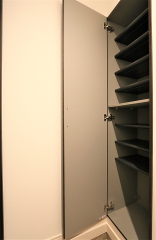 収納抜群で靴が多い方でも安心です