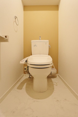 ウォシュレット完備