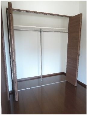 お洋服などはこちらへ