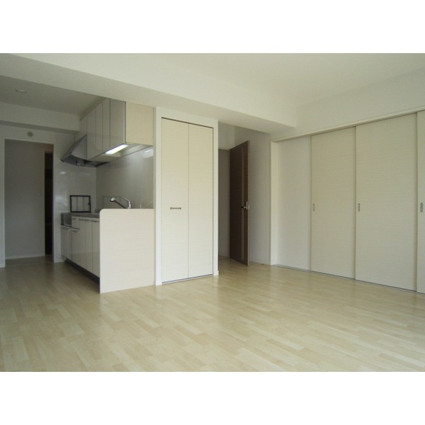 広々リビングでゆったりくつろげます