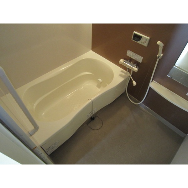 きれいなバスでゆっくり出来ます