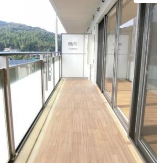 二面バルコニーなのでとても広いですね