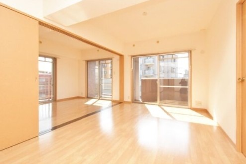 日当たり良好で明るいお部屋です！