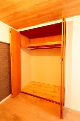 全居室に収納スペースしっかり確保してます